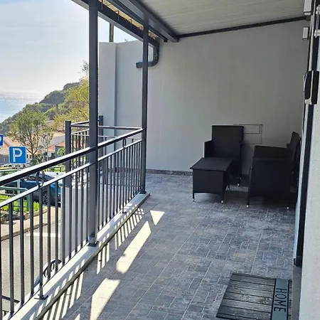 Апартаменты Charming 1-bedroom With Ocean Views In *