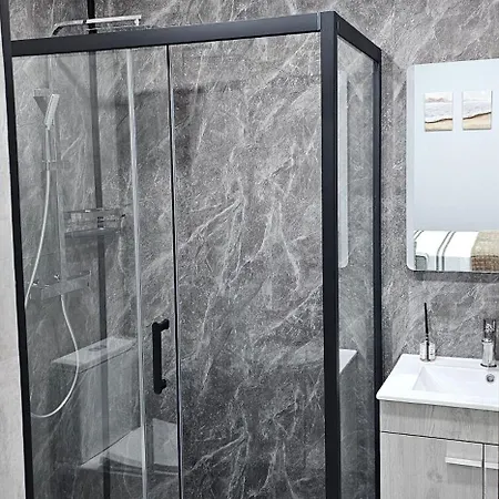 Апартаменты Charming 1-bedroom With Ocean Views In Кальета